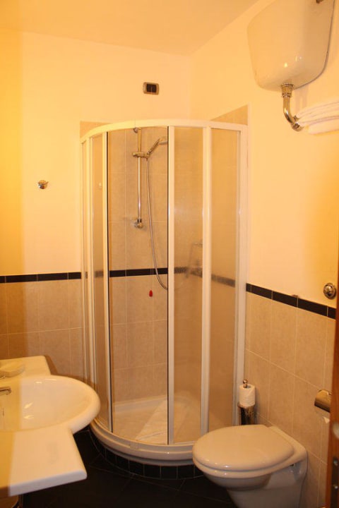 Badezimmer - Dusche und WC Roma dei Papi Hotel de Charme
