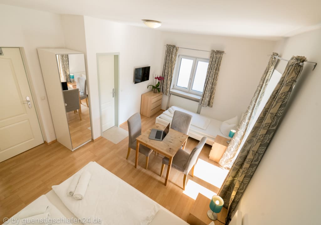 Zimmer guenstigschlafen24.de - die günstige Alternative zum Hotel