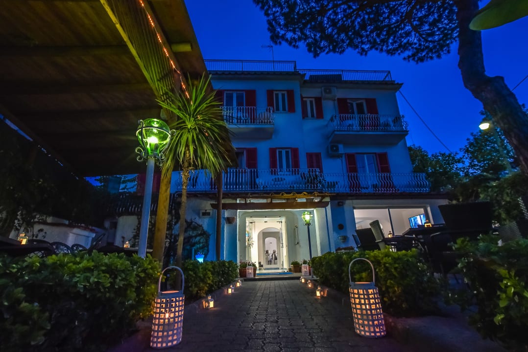 Außenansicht Charme Hotel La Villa Tina