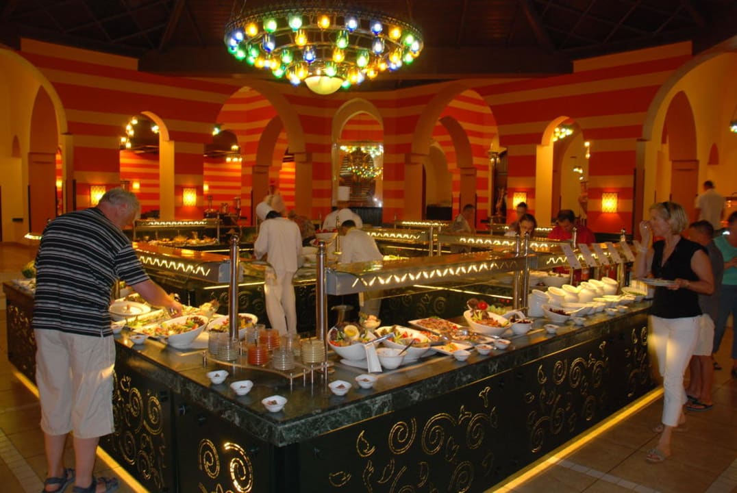 Kaltspeisen Buffet am Abend TUI MAGIC LIFE Redsina Sharm El Sheikh