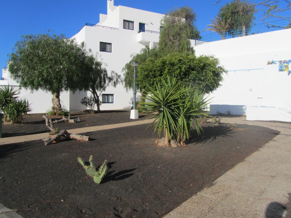 Zwischen Block A und B Aparthotel Costa Mar