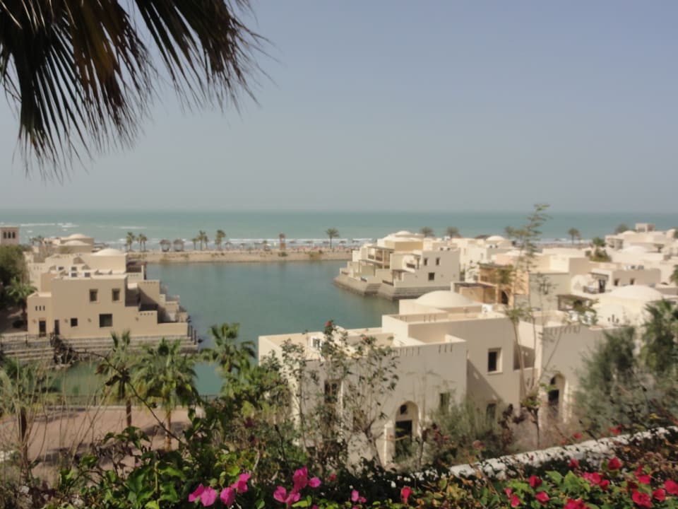 Außenansicht The Cove Rotana Resort