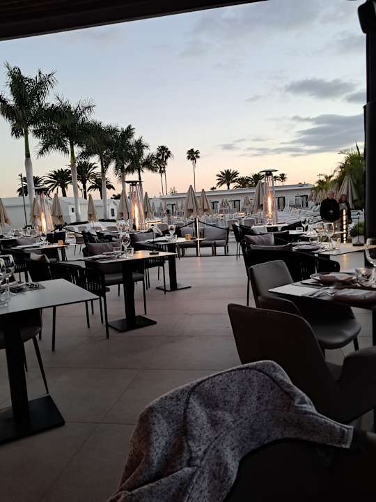 Gastro Club Maspalomas Suites & SPA