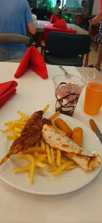 Gastro Hotel Orfeus Park