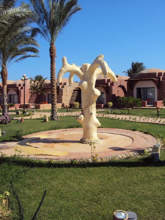 Douches bij de Zwembaden/ Strand Swisstouch Oriental Resort Marsa Alam