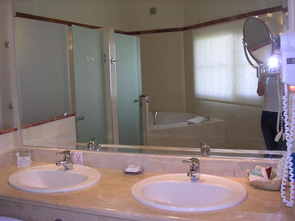 Badezimmer/Juniorsuite Grand Palladium Select Bávaro Resort & Spa