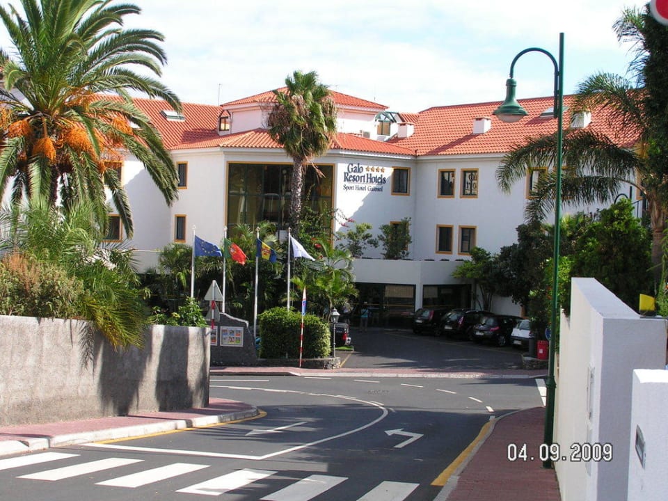 Frontansicht von der Straße Sentido Galosol