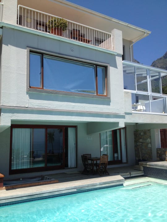 Blick zur Lobby und Frühstücksraum Fullham Lodge Camps Bay