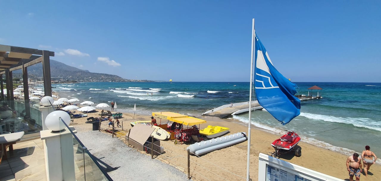 Strand Alexander Beach Hotel & Village Resort