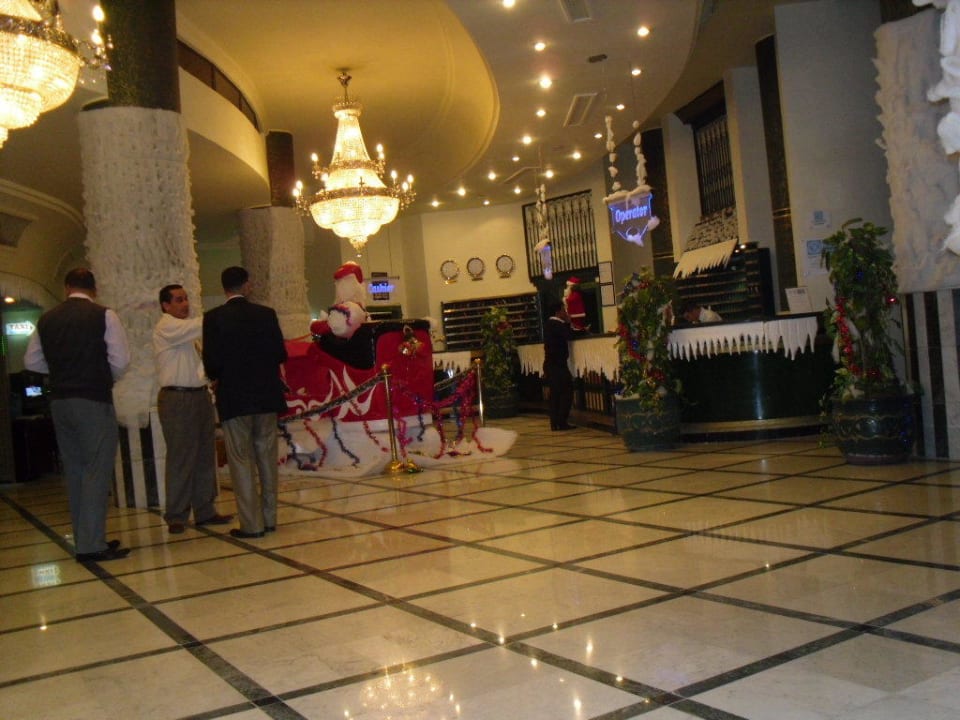 Riesige Lobby Mirage Bay Resort & Aqua Park