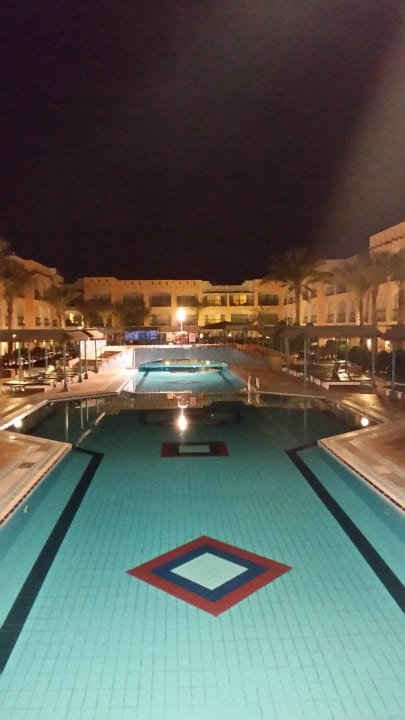 Pool bei Nacht  Bel Air Azur Resort - Adults only