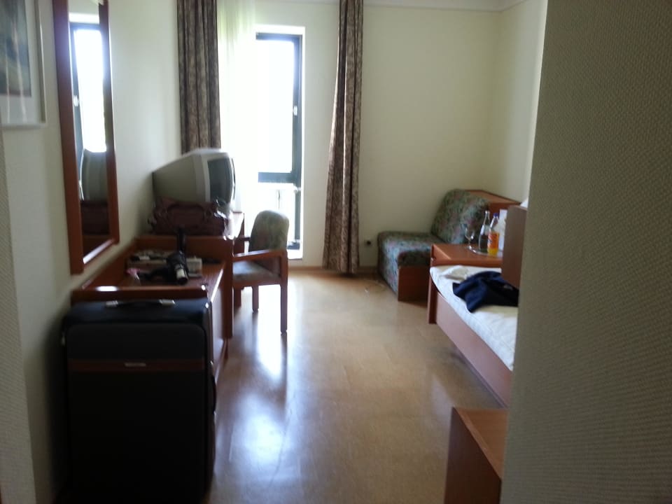 Sehr einfach eingerichtet Parkhotel Osnabrück