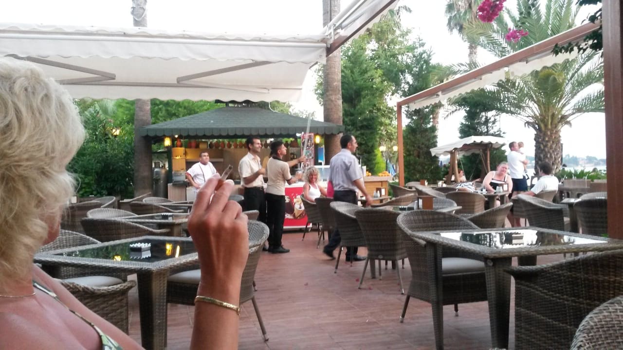 Gaststätte Side Bay Hotel