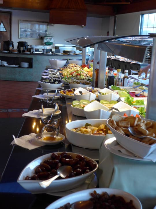 Reichhaltiges, abwechslungsreiches Salatbuffet Hacienda San Jorge