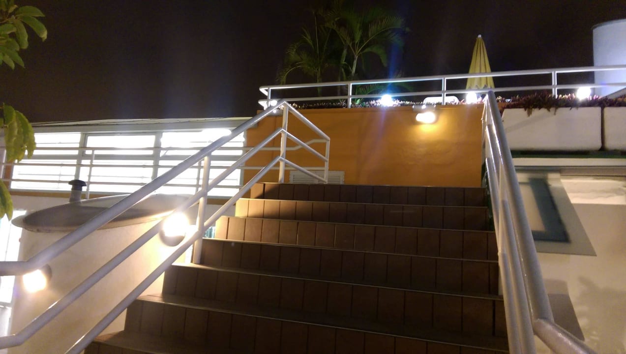 Treppe zum Pool Bull Astoria
