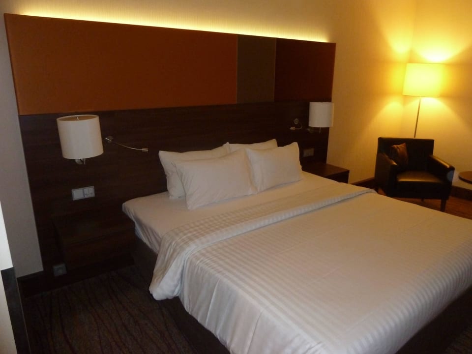Kingsitze Bett Hotel Courtyard by Marriott Linz