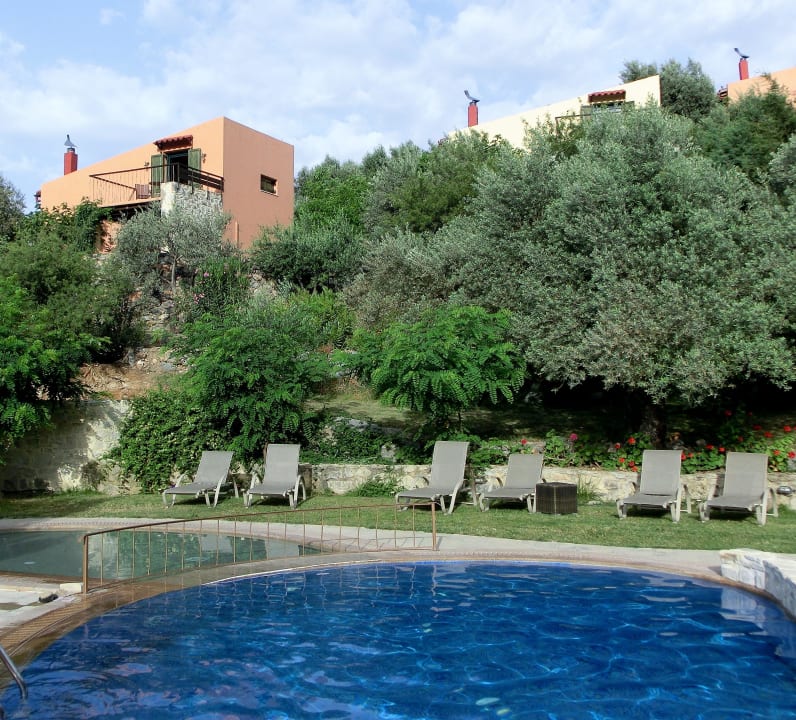 Pool mit Blick auf cottage 1 Hotel Eleonas