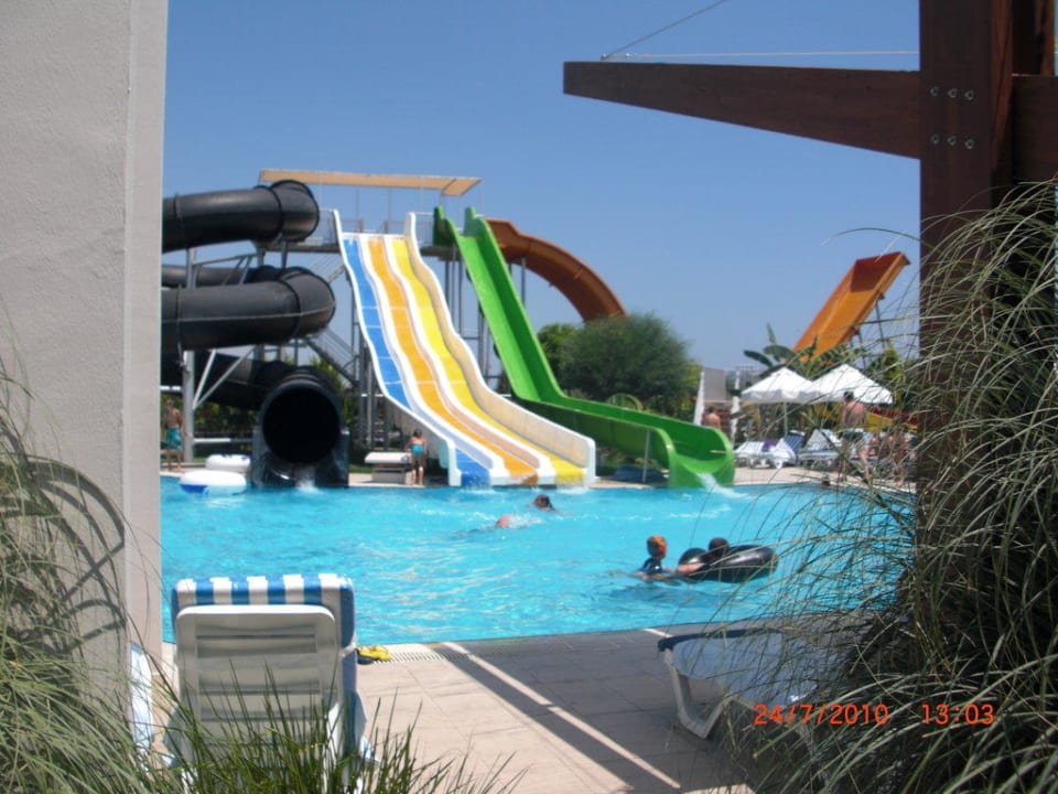 Geile Rutschen, müsst ihr ausprobieren  Saturn Palace Resort Hotel