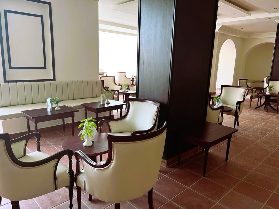 Gastro Hotel Continental Plaza Beach