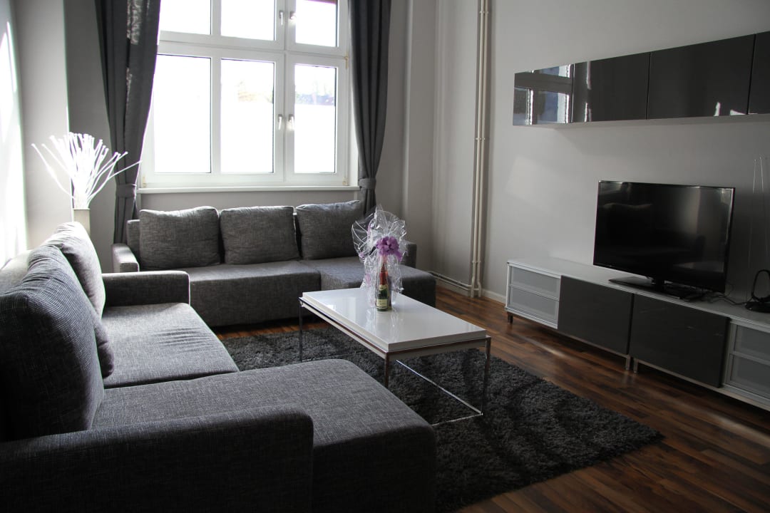 Wohnzimmer FLAT Suite Ferienwohnungen Easyflats