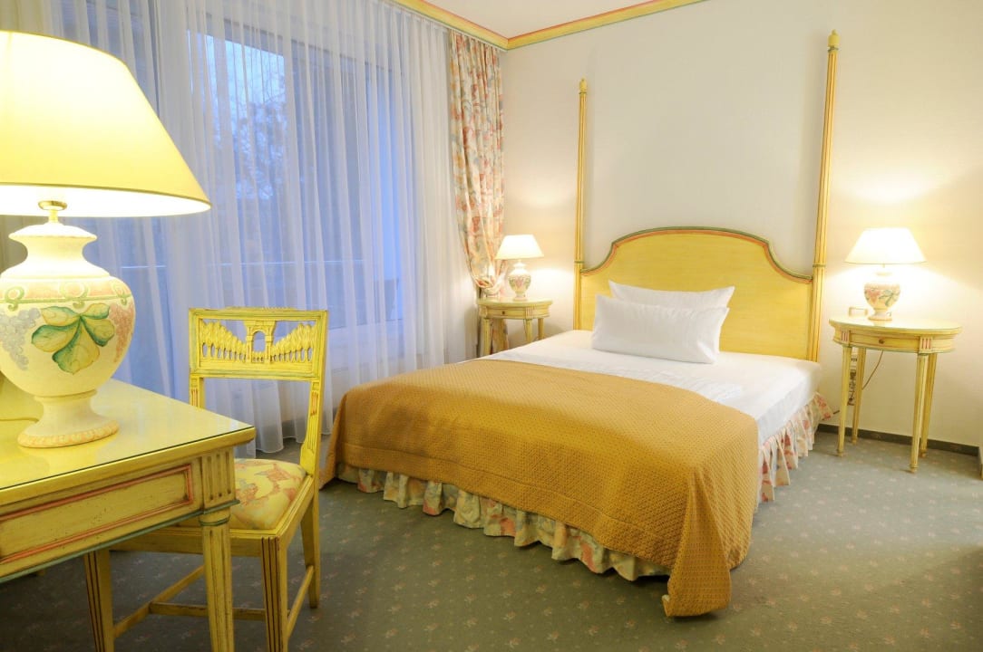 Venezianisches Zimmer Bernstein Villa Kastania