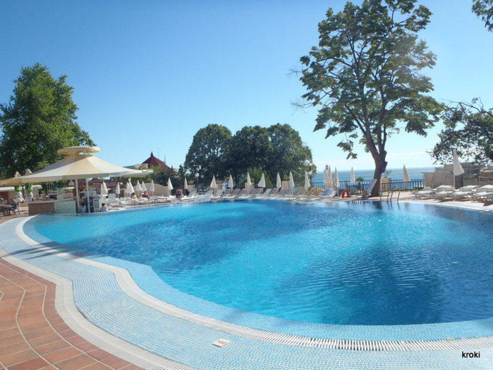 Pool GRIFID Vistamar