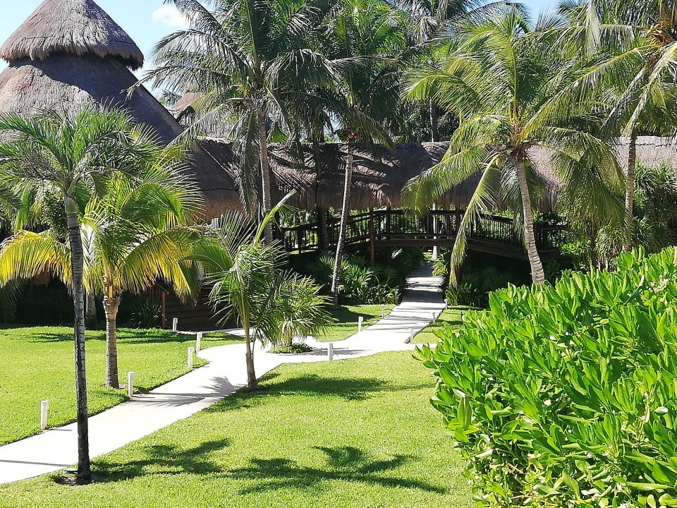 Gartenanlage Akumal Bay Beach & Wellness Resort