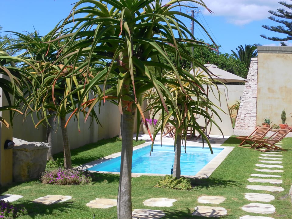 Pool Salty Breeze - Beach Style Apartment