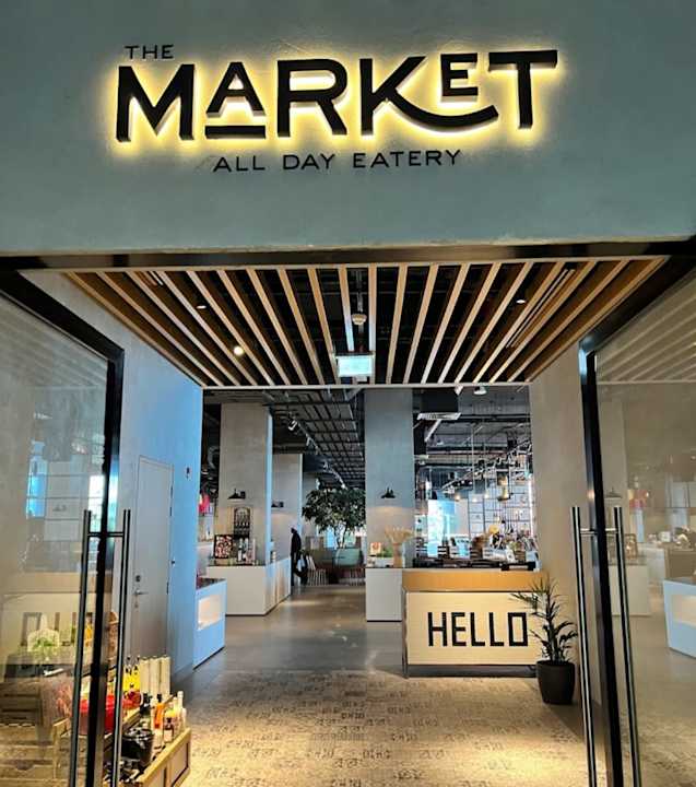 Ausblick Mövenpick Resort Al Marjan Island