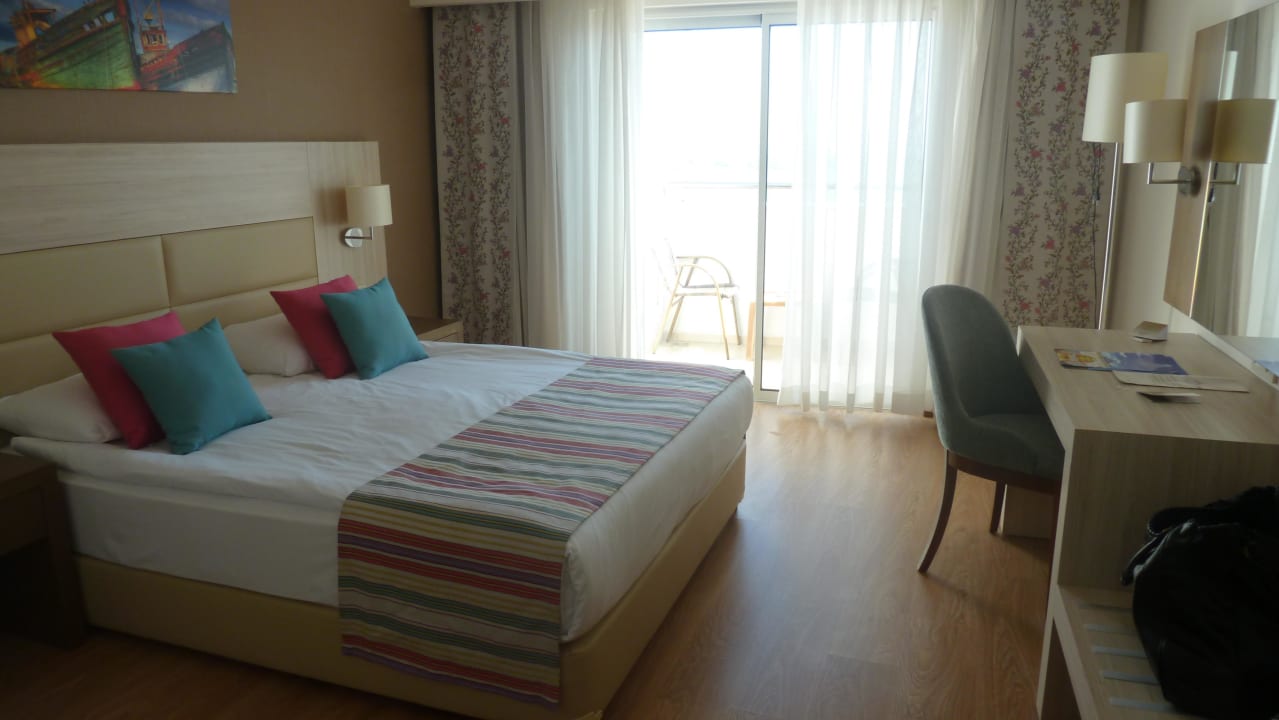 Modernes Zimmer Side Prenses Resort & Spa