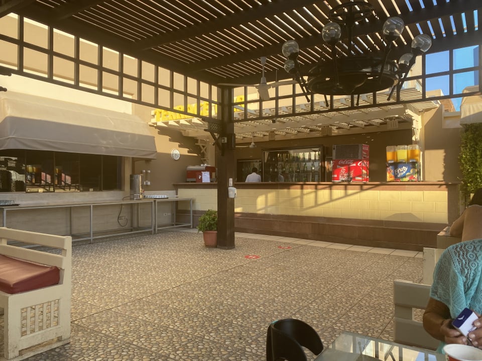 Gastro El Karma Aqua Beach Resort