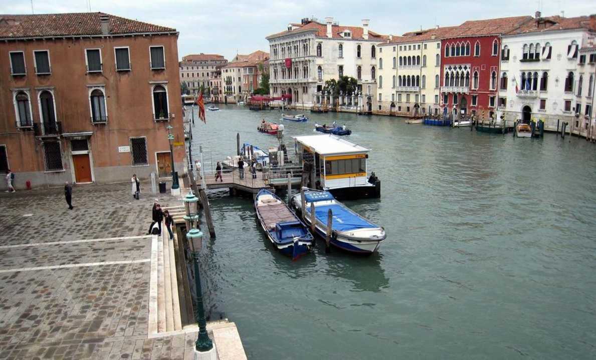 View from bedroom Hotel Palazzo Giovanelli e Gran Canal