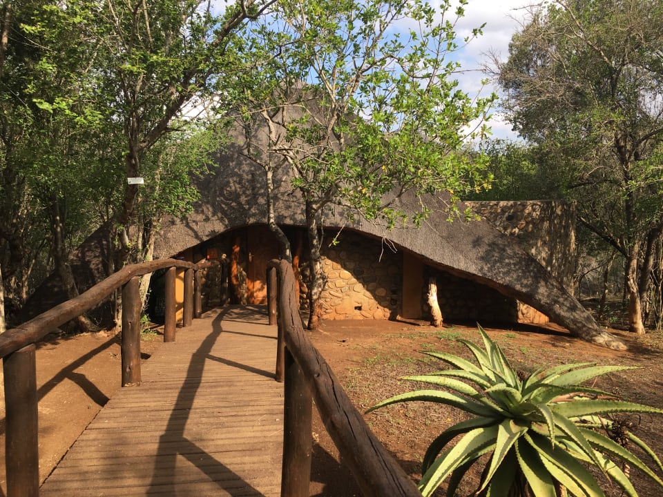 Außenansicht Hotel Mkuze Falls Game Lodge