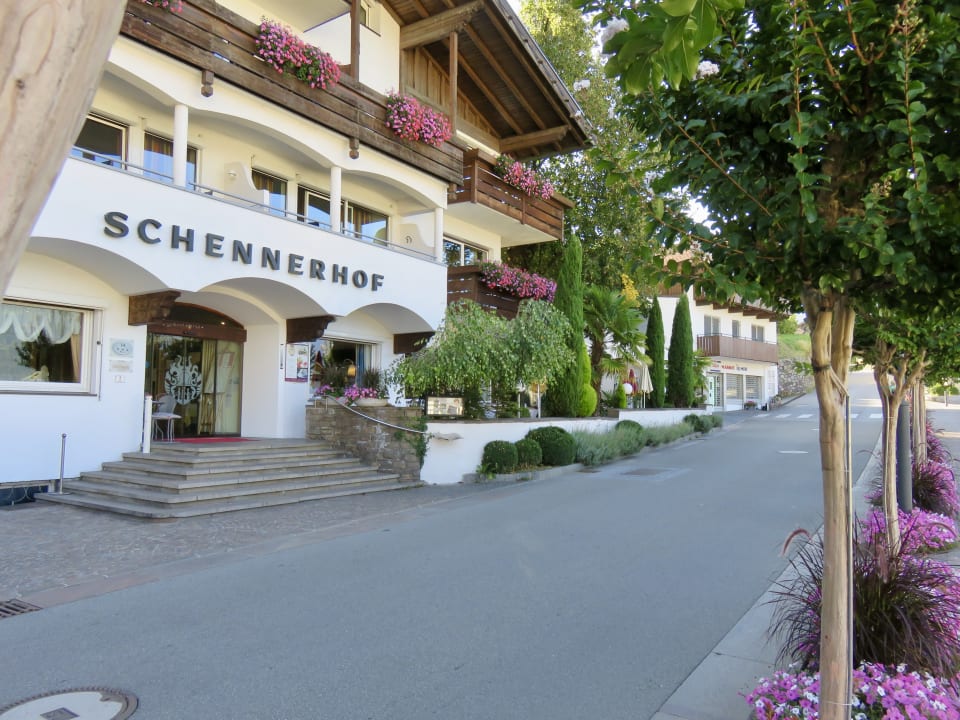 Außenansicht Hotel Schennerhof