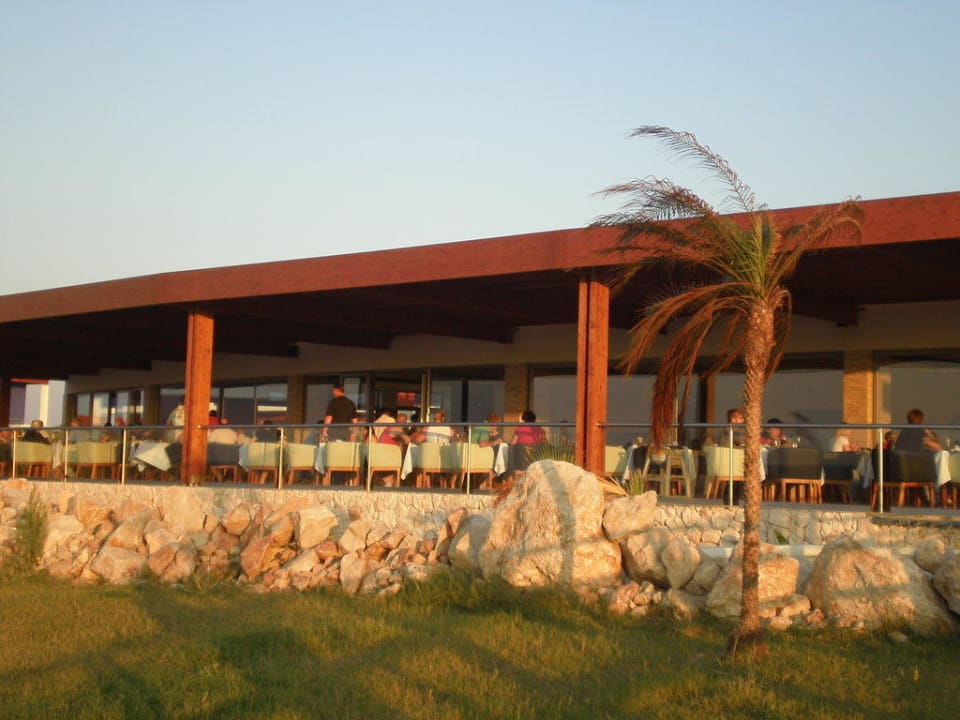 Blick auf das Restaurant All Senses Nautica Blue Exclusive Resort & Spa