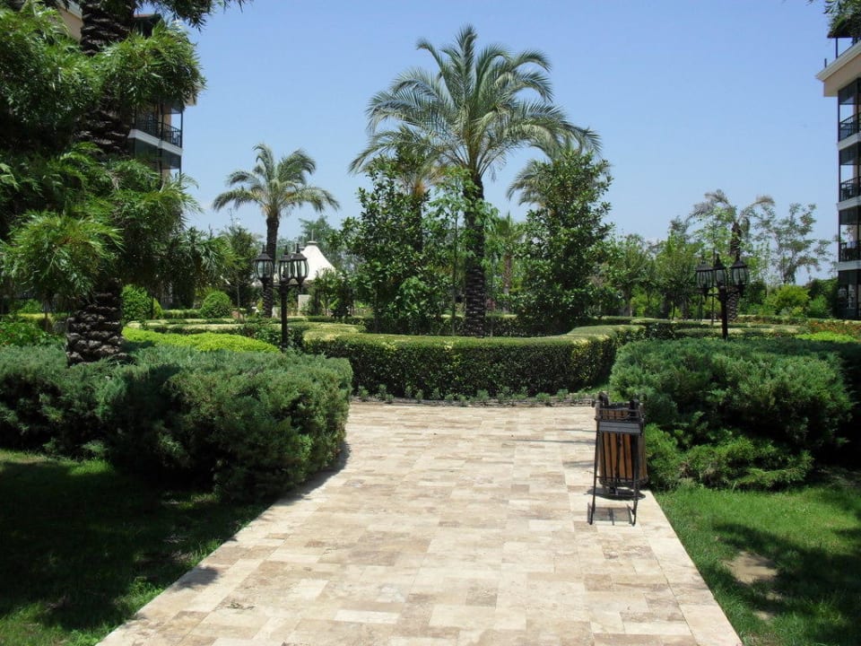 Wunderschöner Garten Crystal Paraiso Aqua Collection