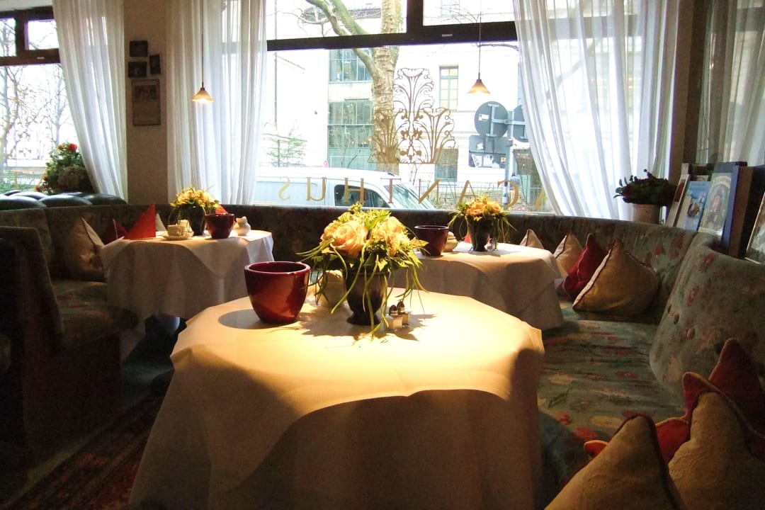 Frühstück bei Tageslicht Hotel Altmünchen by Blattl