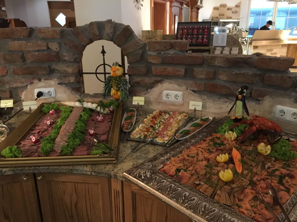 Ein Teil der Vorspeisenauswahl Kinderhotel Waldhof