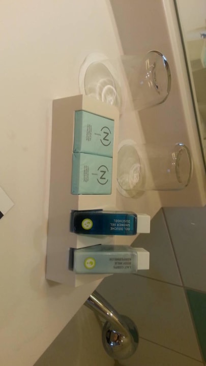 Bad - Dusch- und Badutensilien Hotel Novotel Aachen-City