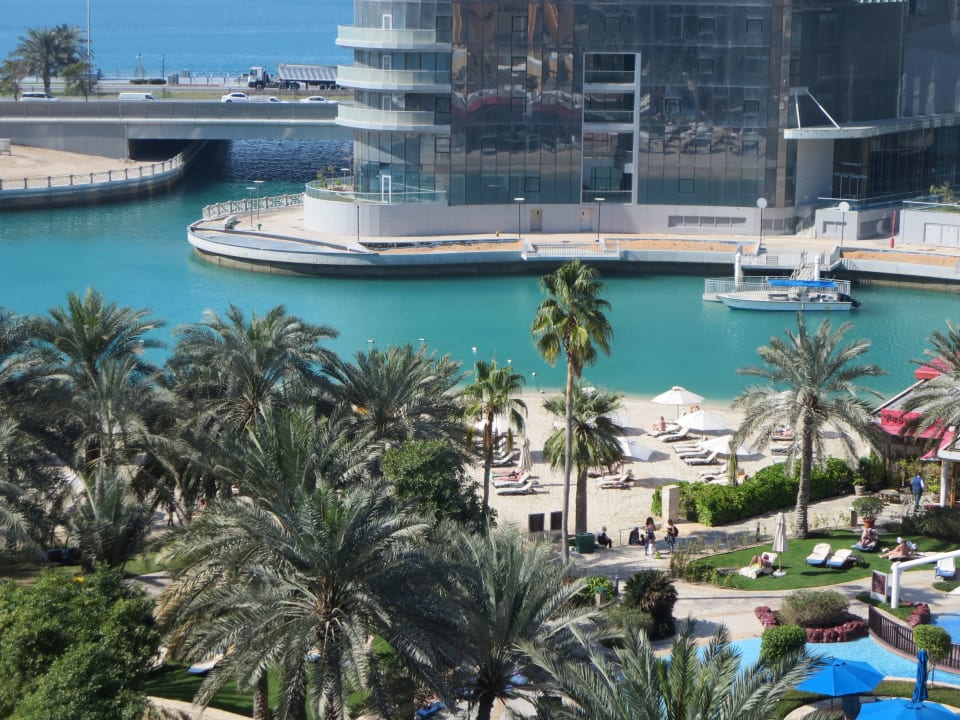 Strand Sheraton Hotel & Resort Abu Dhabi