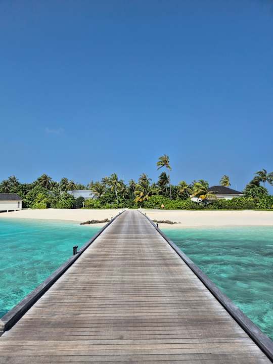 Strand Le Meridien Maldives Resort & Spa