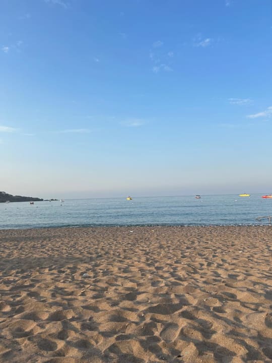 Strand Hotel Gardenia Beach