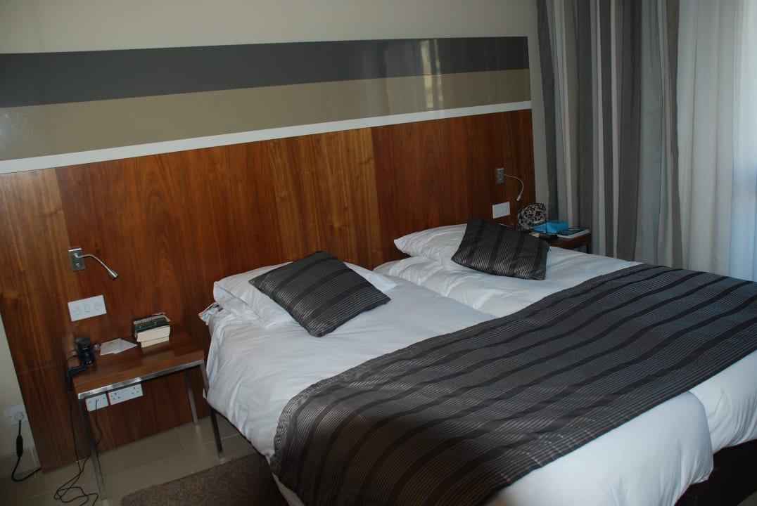 Schöne große Zimmer DoubleTree by Hilton Malta