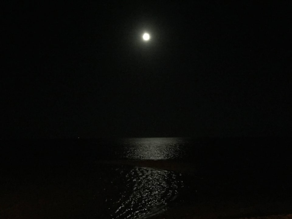 Bei Vollmond  am Strand Club Paradisio El Gouna, Red Sea