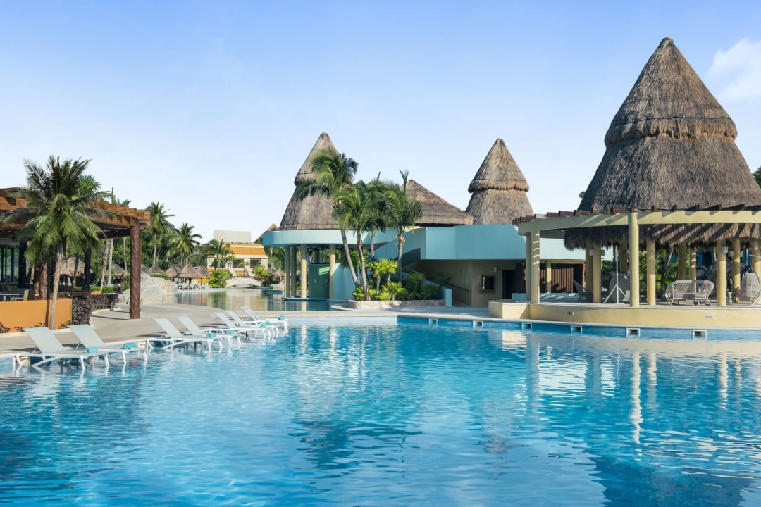 Pool Iberostar Selection Paraiso Maya Suites
