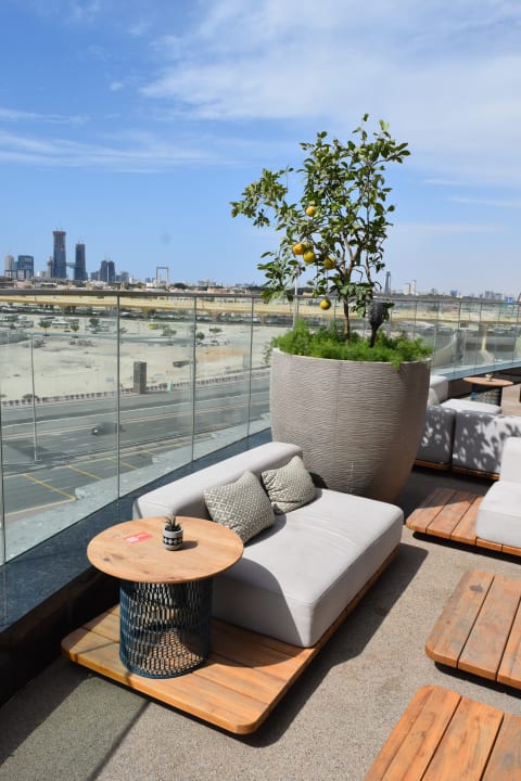 Pool Hotel Indigo Dubai Downtown by IHG