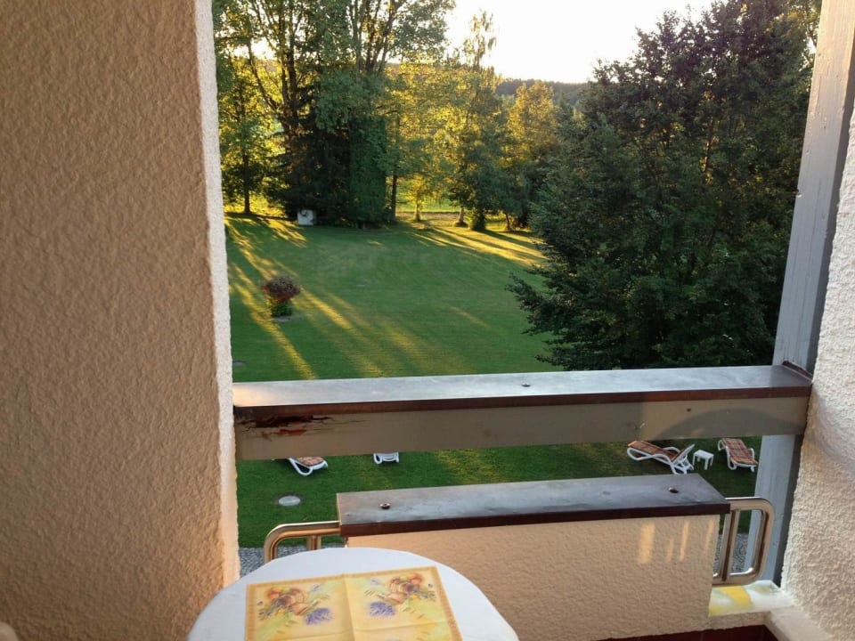 Ausblick auf den Garten Hotel Sonnengarten