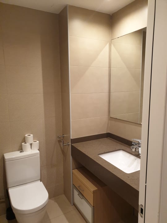 Zimmer MH Apartments Suites