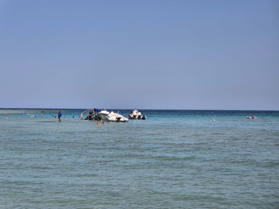 Strand Brayka Bay Resort