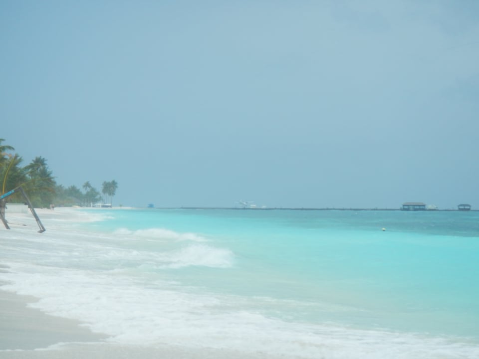 Strand Kuredu Island Resort & Spa